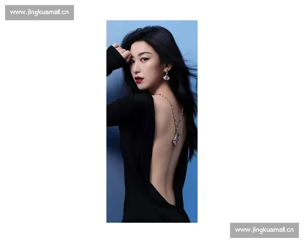 朱珠：从影视圈到时尚界的多面人生与闪耀瞬间